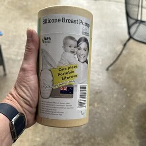 Haakaa Silicone Breast Pump & Colostrum Collector NEW